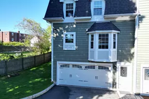 580 Quarry St, Quincy, MA 02169 - Photo 1