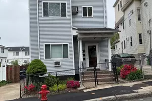 34 Florence St, Somerville, MA 02145 - Photo 1