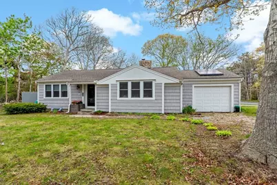 120 Chestnut St, Barnstable, MA 02601 - Photo 1