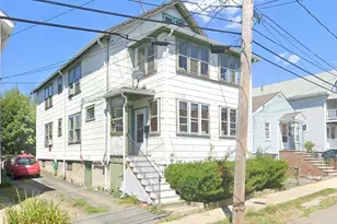 41 Oakland St, Watertown, MA 02472 - Photo 1