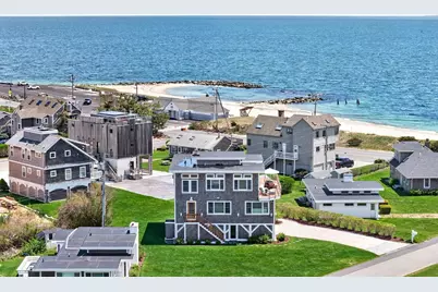 19 Bywater Ct, Falmouth, MA 02540 - Photo 1