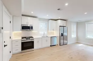 9 Everett St, Boston, MA 02134 - Photo 1