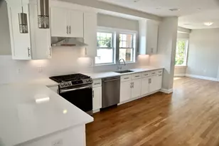 35 Chestnut St, Wakefield, MA 01880 - Photo 1