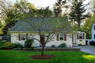 32 Westview Rd, Worcester, MA 01602 - Photo 1