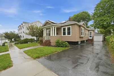 8 Carver Street, Worcester, MA 01604 - Photo 1