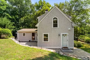 9 Priscilla Ave, Duxbury, MA 02332 - Photo 1