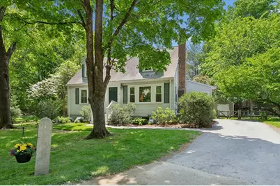 8 Grant Place, Lexington, MA 02420 - Photo 1