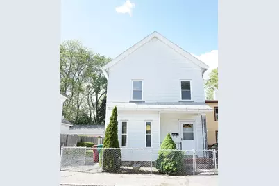 18 Sutherland St, Lowell, MA 01850 - Photo 1
