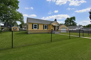 181 Merrimac Ave, Springfield, MA 01104 - Photo 1