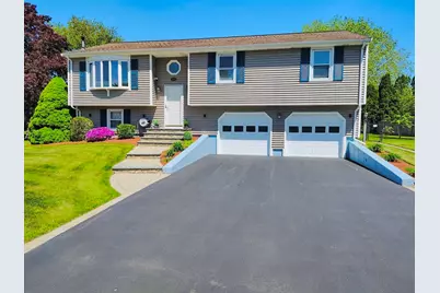 166 Mohawk Dr, Seekonk, MA 02771 - Photo 1