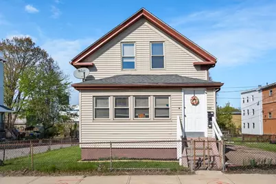155 Grand St, Worcester, MA 01603 - Photo 1
