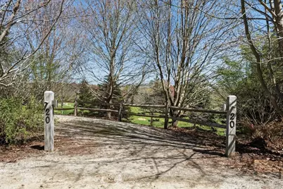 20 Garden St, West Newbury, MA 01985 - Photo 1