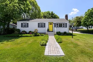 29 Willow Ave, Weymouth, MA 02191 - Photo 1