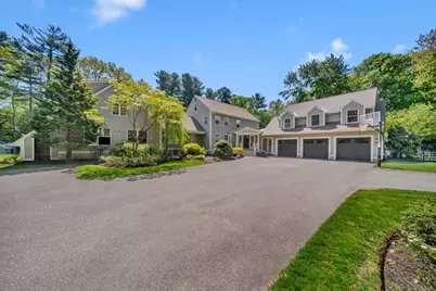 539 Pearl St, Reading, MA 01867 - Photo 1