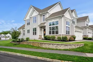 38 Phoebe St, Methuen, MA 01844 - Photo 1