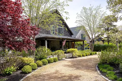27 Knoll Drive, Edgartown, MA 02539 - Photo 1