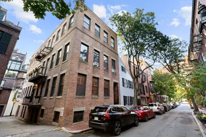 19 Fayette St #3, Boston, MA 02116 - Photo 1