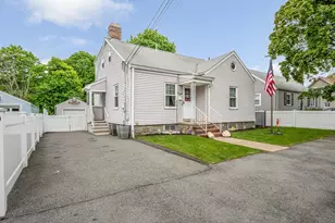 11 Otis St, Lynn, MA 01904 - Photo 1