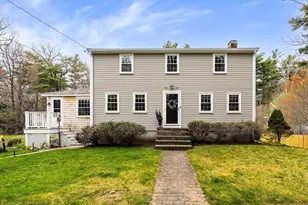 350 Elm St, Halifax, MA 02338 - Photo 1