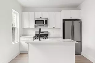 467 E 3rd St, Boston, MA 02127 - Photo 1
