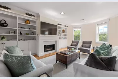 61 Dartmouth St #2, Boston, MA 02116 - Photo 1