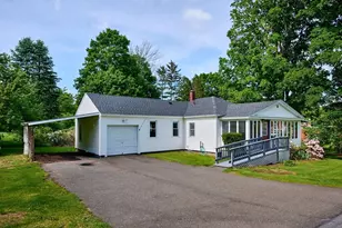 4 Petticoat Hill Rd, Williamsburg, MA 01096 - Photo 1