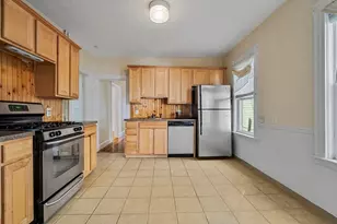 31 Harold St, Somerville, MA 02143 - Photo 1