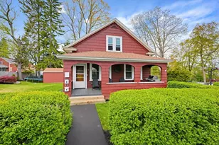 8 Elton St, Worcester, MA 01604 - Photo 1