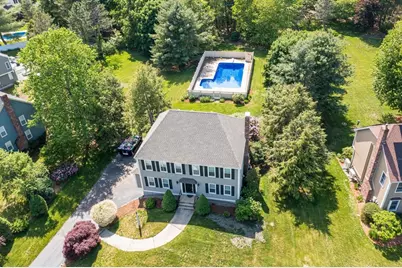 157 Rolling Meadow Dr, Holliston, MA 01746 - Photo 1