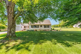 42 W Mountain Rd, Bernardston, MA 01337 - Photo 1
