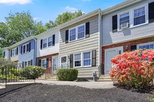 30 Mountainshire Dr, Worcester, MA 01606 - Photo 1