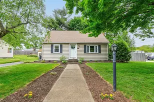 14 Amherst St, Grafton, MA 01536 - Photo 1