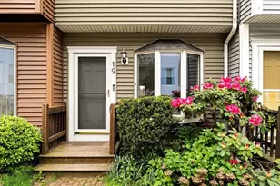 19 Dixfield, Boston, MA 02127 - Photo 1