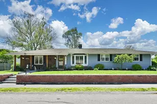 4 Andover Rd, Beverly, MA 01915 - Photo 1