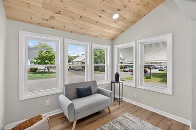 79 Kaveney St, Chicopee, MA 01020 - Photo 1