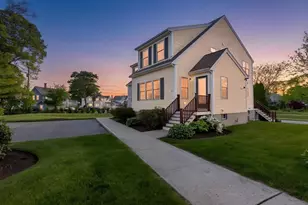 3 Carleton St, Wareham, MA 02558 - Photo 1