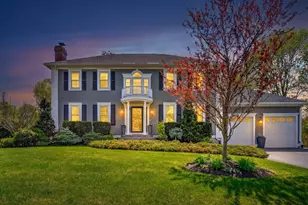 2 Heritage Ln, Saugus, MA 01906 - Photo 1