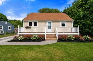 1080 Ocean St, Marshfield, MA 02050 - Photo 1