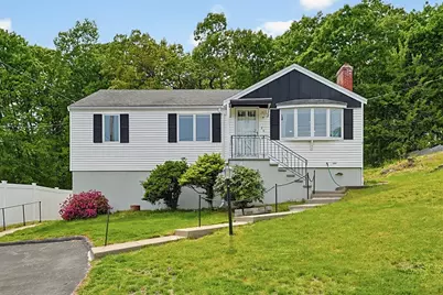46 Robinson Rd, Woburn, MA 01801 - Photo 1