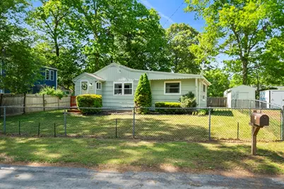 22 Madison Road, Halifax, MA 02338 - Photo 1