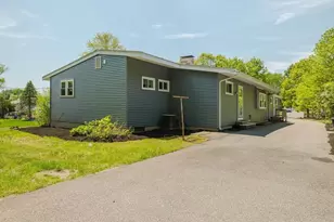 33 Margaret Rd, Taunton, MA 02718 - Photo 1