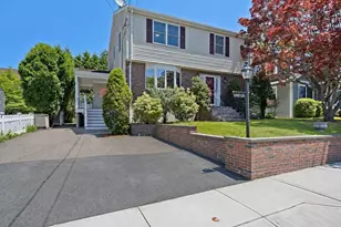 76 Shawmut St, Quincy, MA 02169 - Photo 1