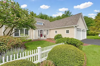 6 Trellis Circle #6, Pembroke, MA 02359 - Photo 1