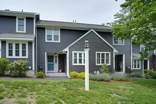 41 Laurelwood Dr, Hopedale, MA 01747 - Photo 1