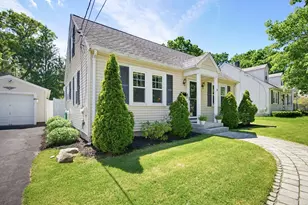 19 Holliston St, Medway, MA 02053 - Photo 1