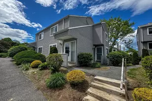 32 Autumn Ln, Amherst, MA 01002 - Photo 1