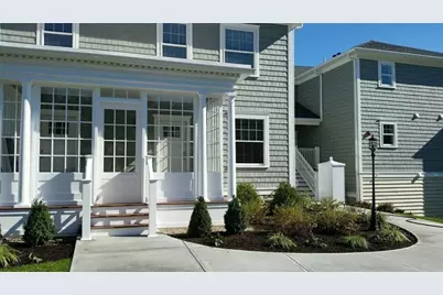 137 Court St. #3, Plymouth, MA 02360 - Photo 1