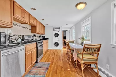 442 W 4th #2, Boston, MA 02127 - Photo 1