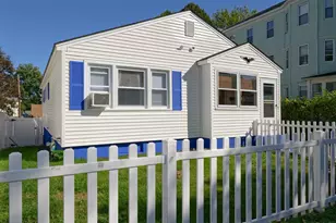 121 Pilgrim Ave, Worcester, MA 01604 - Photo 1