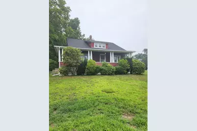 72 W Main St, Dudley, MA 01571 - Photo 1